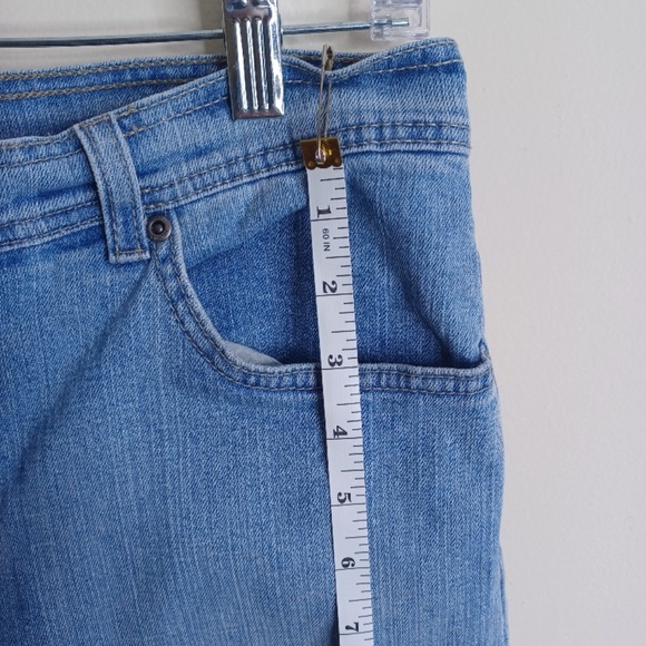 Gloria Vanderbilt "Amanda" Jean, Size 12 Petite. - Picture 6 of 13